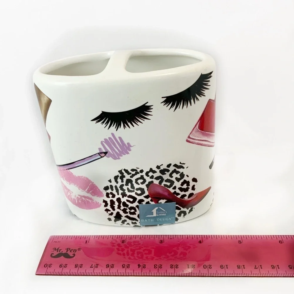 Fashion Girl Boss Toothbrush Holder Ceramic Bath Accessory Makeup Animal Print